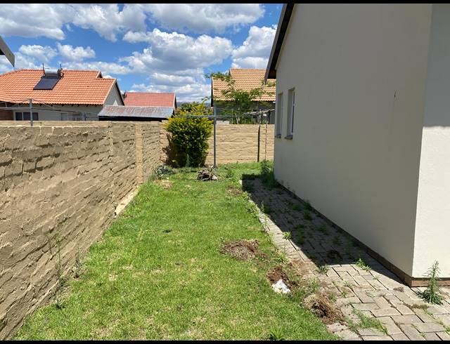 3 BEDROOM HOUSE FOR SALE IN WATERKLOOF EAST
